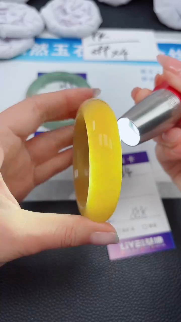 【闪购商品】石英质玉手镯未镶嵌234