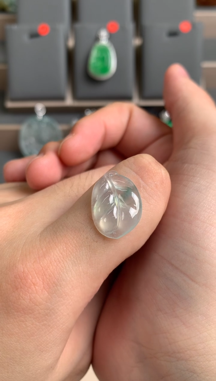 未镶嵌定制翡翠裸玉