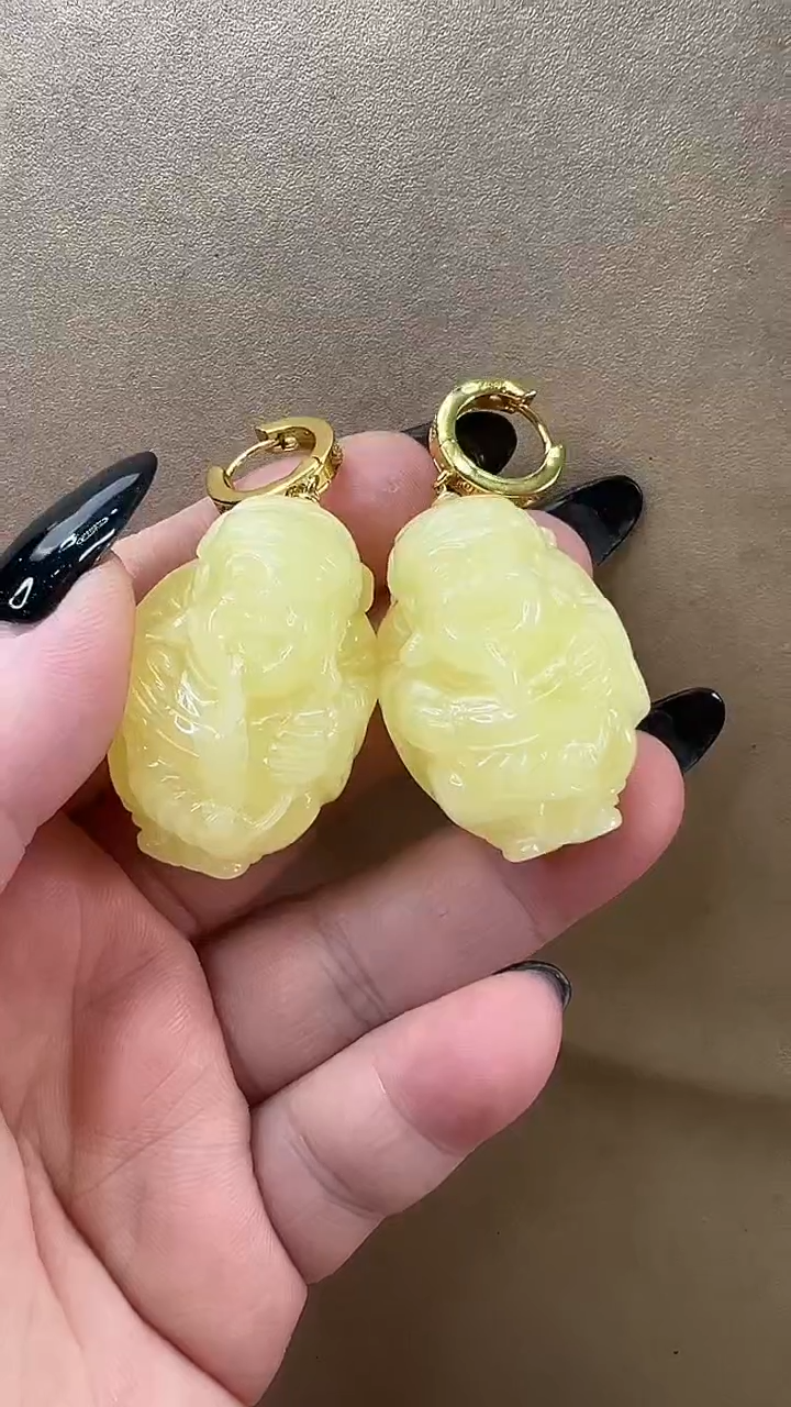 琥珀颈饰未镶嵌耳环
