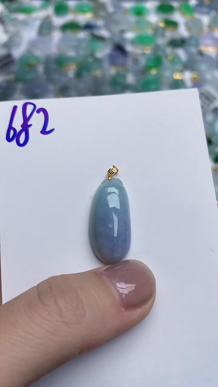 【闪购商品】翡翠挂件18K金镶嵌天然翡翠A货