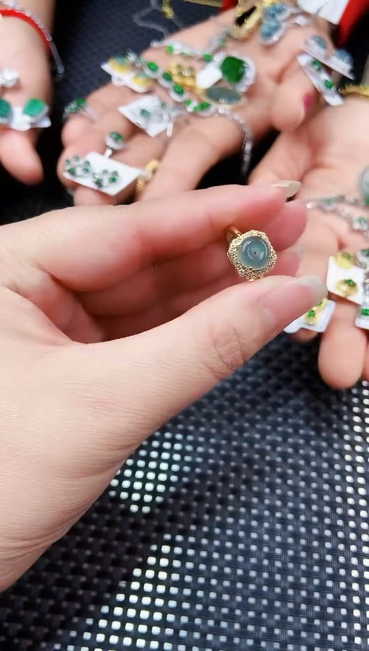 【闪购商品】翡翠戒指未镶嵌111111111