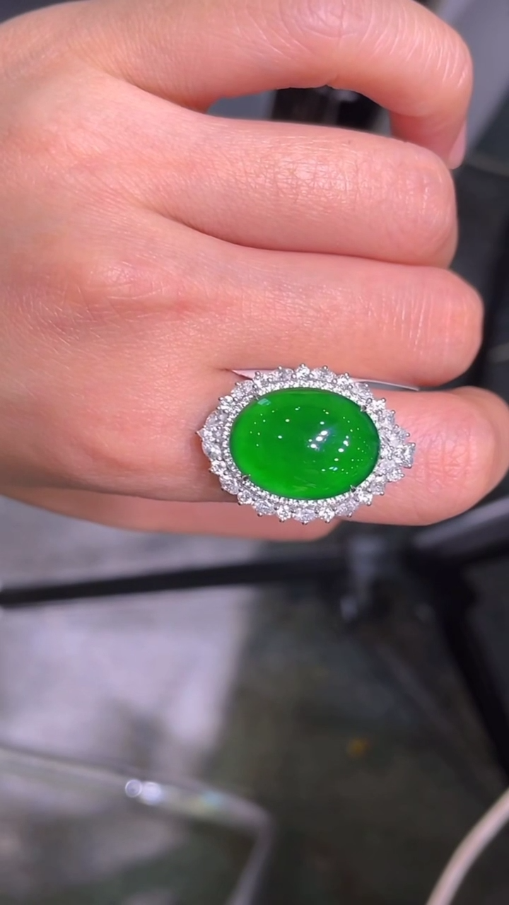 【闪购商品】翡翠颈饰18K金镶嵌天然A货翡翠A1