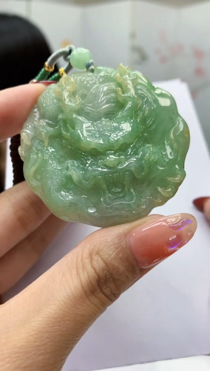 【闪购商品】定制翡翠未镶嵌3123MM-毛货挂件56