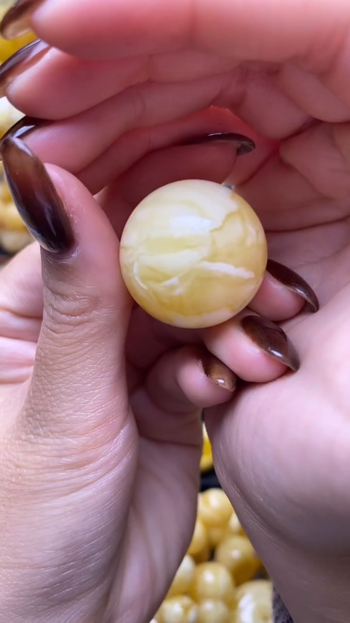 【闪购商品】琥珀裸石未镶嵌蜜蜡.33