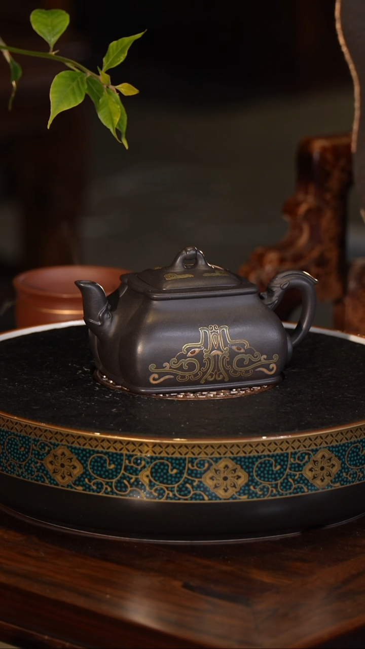 【闪购商品】紫砂茶壶龙吟（中）金银错工艺 4个9金量10g