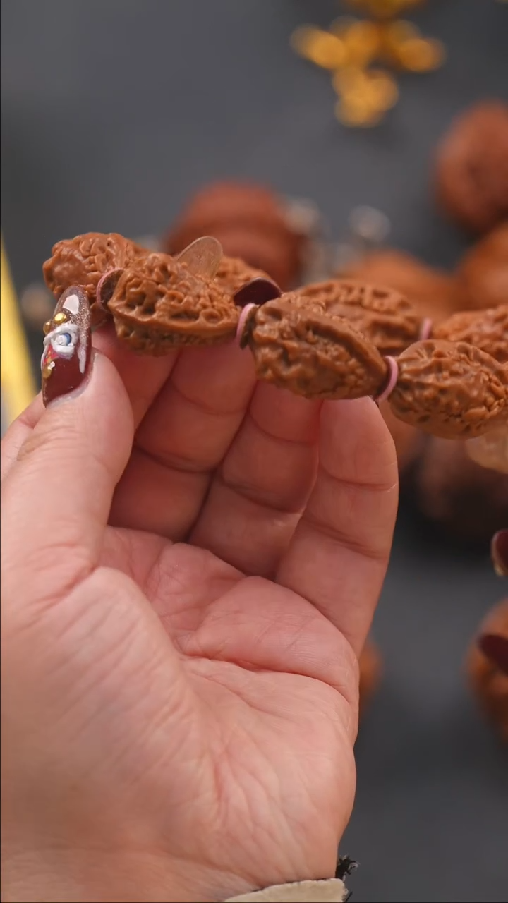 【闪购商品】文玩核桃把件18麒麟角手串