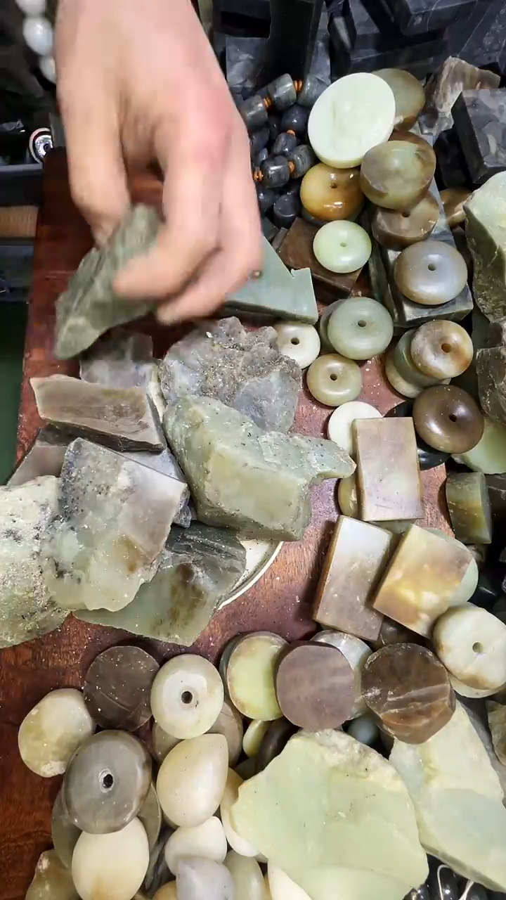 未镶嵌和田玉珠宝半成品默1