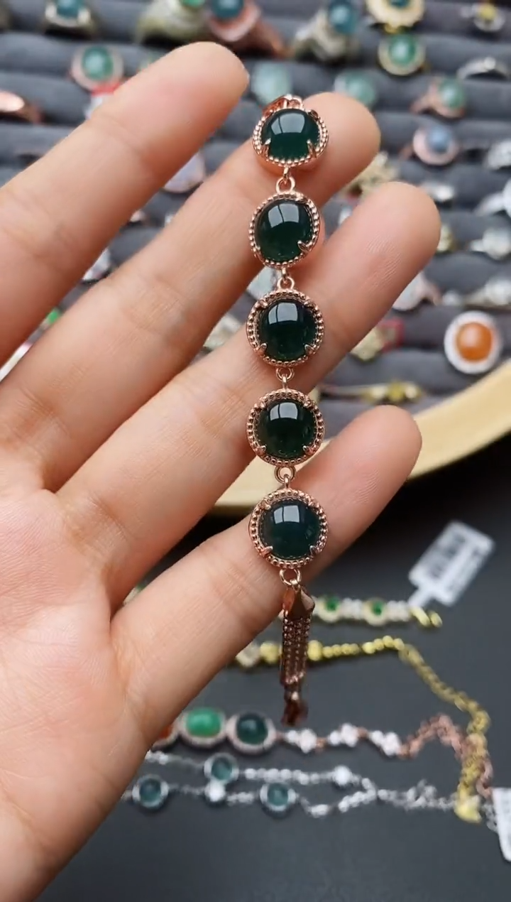 【闪购商品】翡翠戒指银S925镶嵌瑞丽市颜玉珠宝