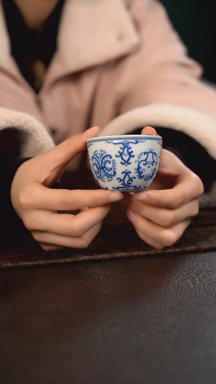 【闪购商品】杯聚澜堂忍冬纹缸杯