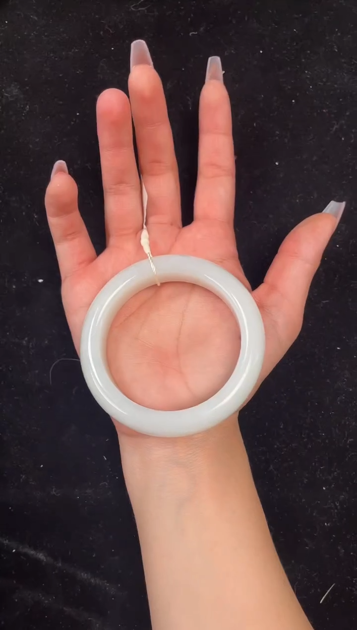 未镶嵌手镯和田玉新疆直发和田玉白玉58圈口上等和田玉手镯女