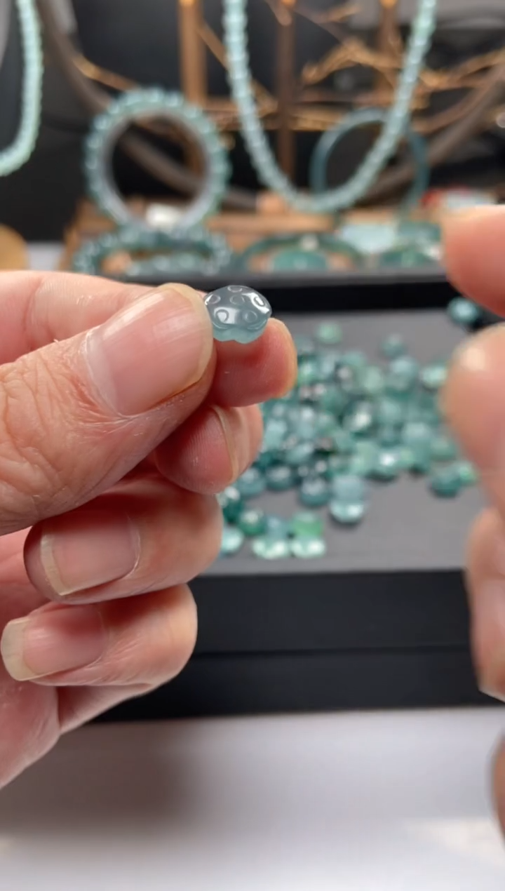 【闪购商品】翡翠手链未镶嵌莲蓬