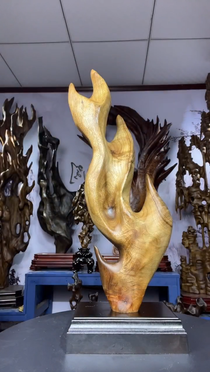 金丝楠木雕款今***天金丝楠木工艺品摆件