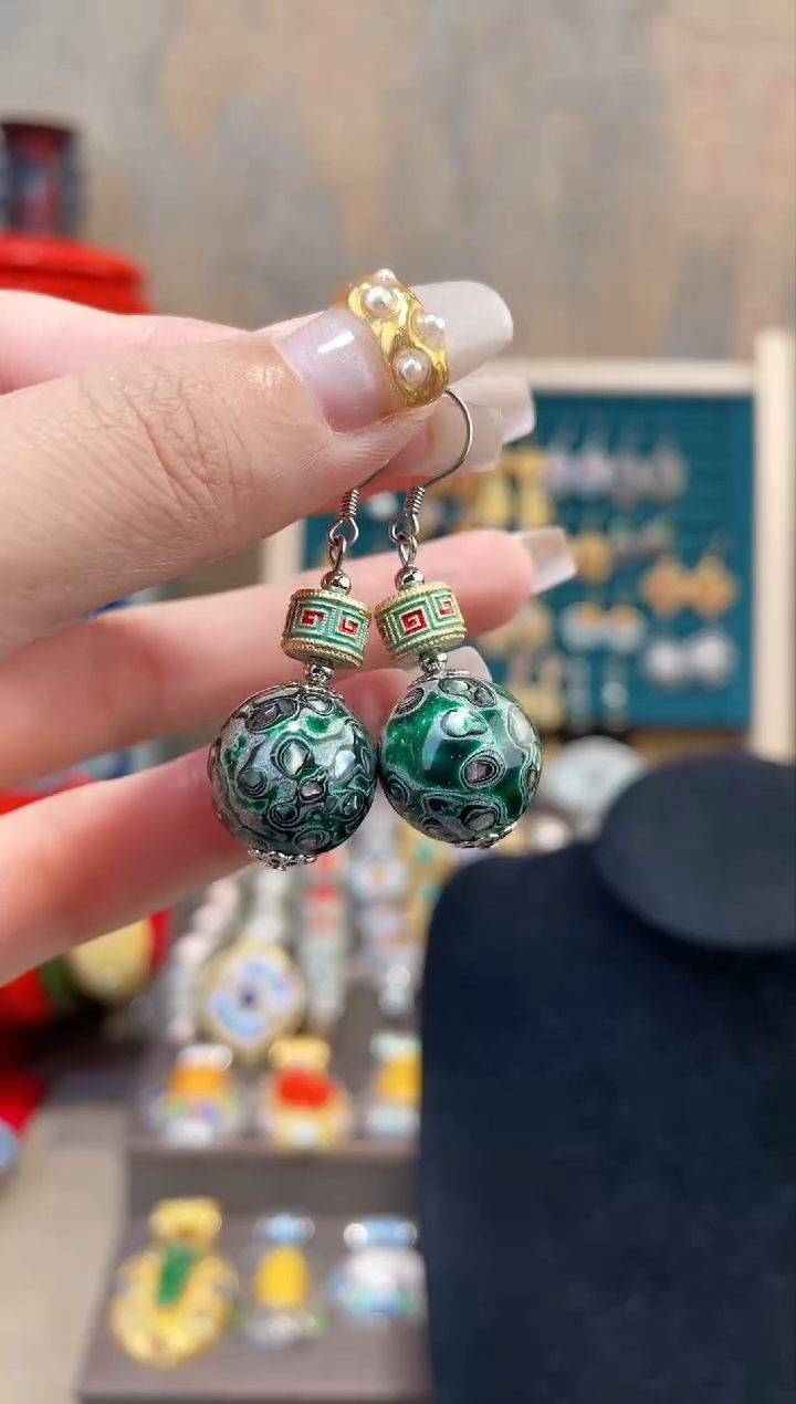 非遗犀皮漆精品耳环灰绿