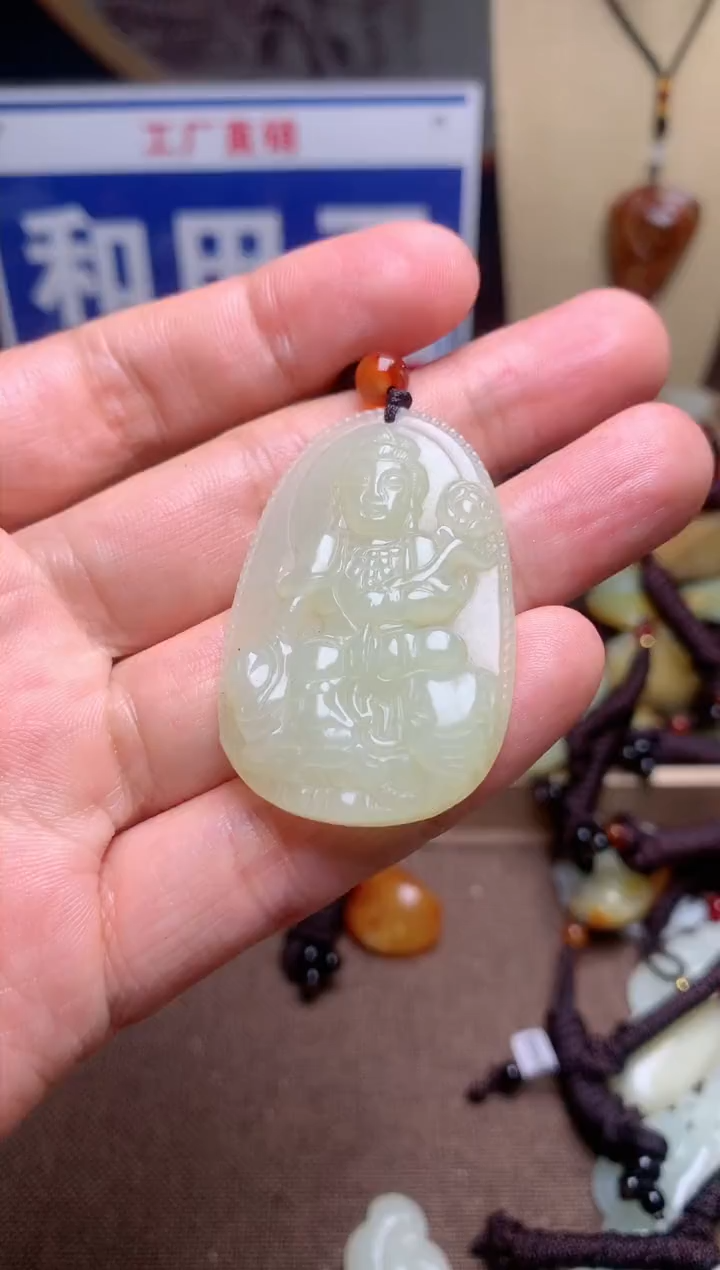 【闪购商品】和田玉颈饰未镶嵌1