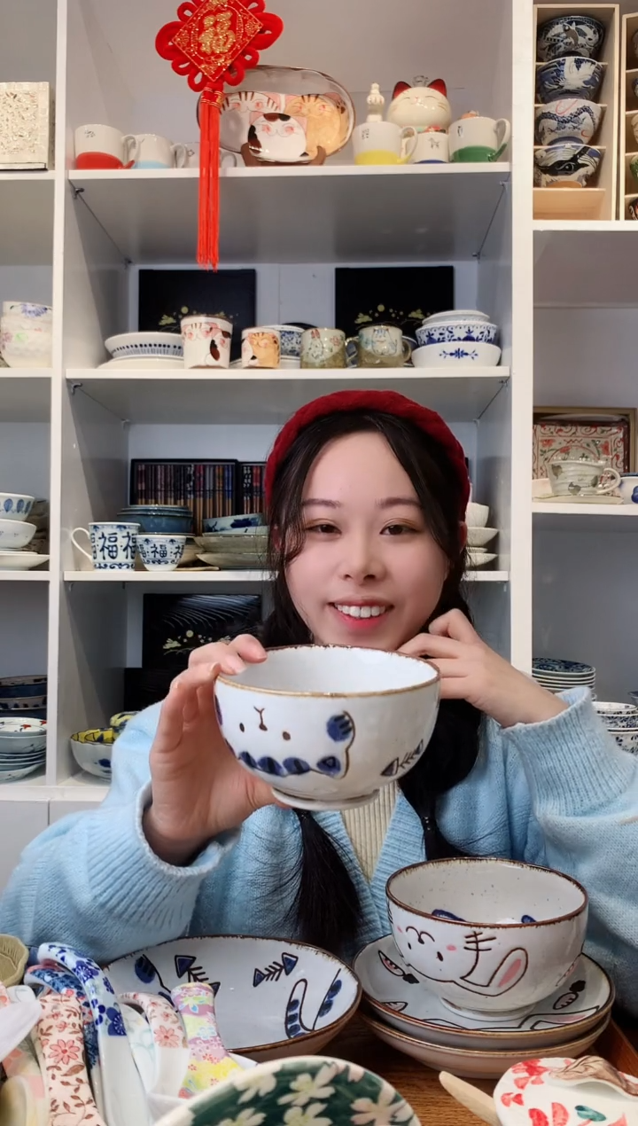 【闪购商品】钛合金鱼骨猫咪碗