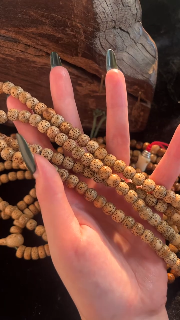 吊坠星月菩提陈籽星月8*7桶珠长串