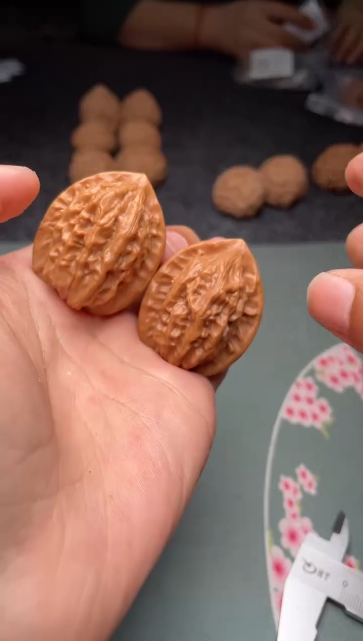 核桃a374  大红袍 34尺