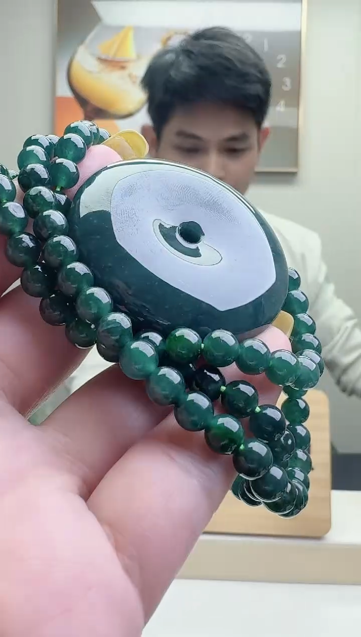 颈饰未镶嵌翡翠天然A货翡翠 多样性随机发其一