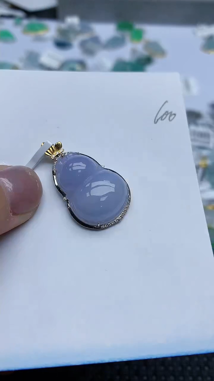 【闪购商品】翡翠挂件18K金镶嵌天然翡翠A货