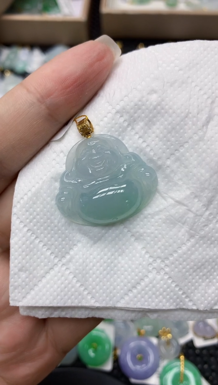 颈饰18K金镶嵌翡翠1111111111