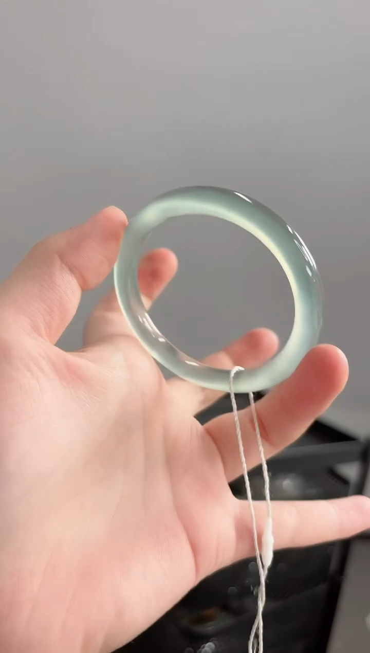 玛瑙/玉髓手镯未镶嵌54圈