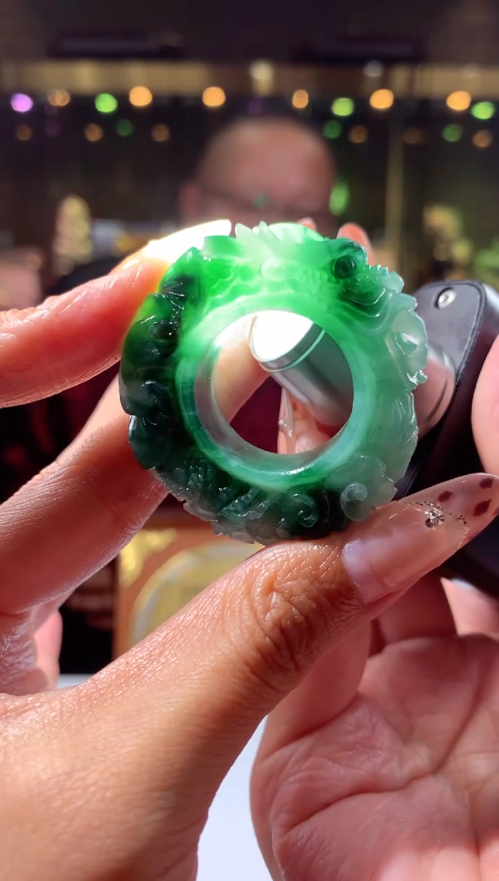 【闪购商品】定制翡翠未镶嵌挂件发货（拍一发一）