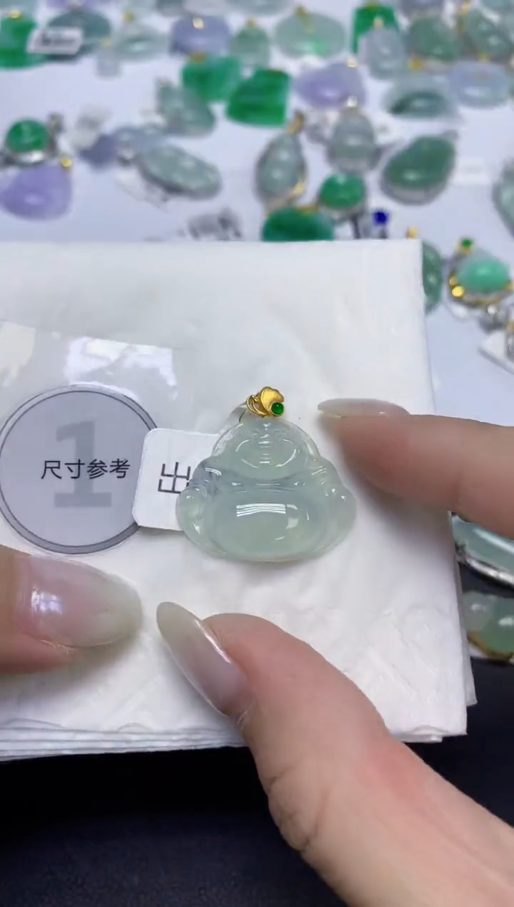 颈饰18K金镶嵌翡翠天然缅甸翡翠A货百元以上9元证书费自理