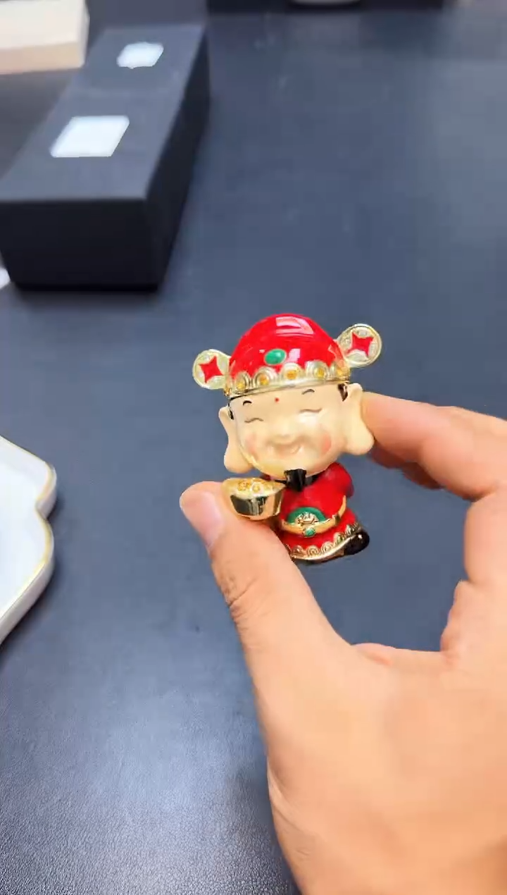 瓷片全新正品一件不留@@TT40