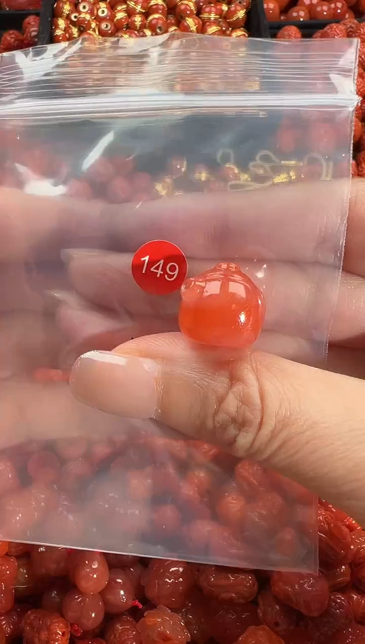 颈饰未镶嵌南红玛瑙1