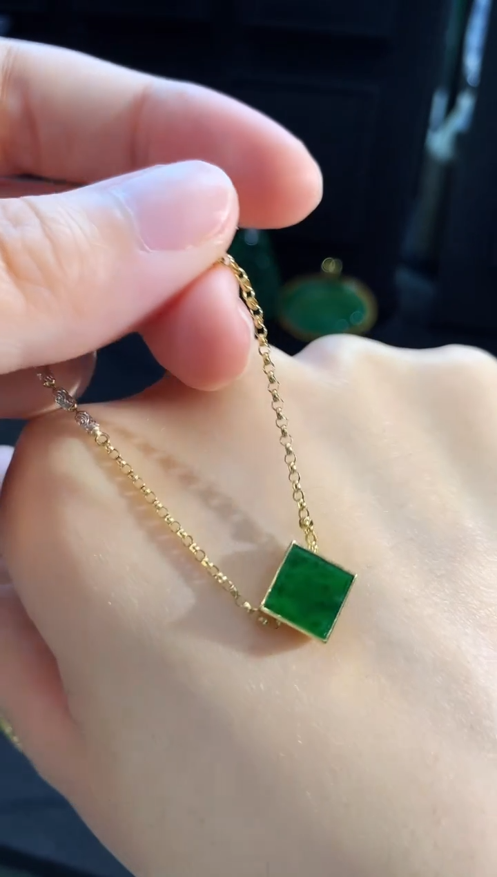 【闪购商品】翡翠吊坠(不含链)18K金镶嵌吊坠