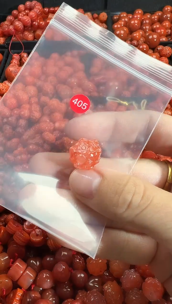 颈饰未镶嵌南红玛瑙1