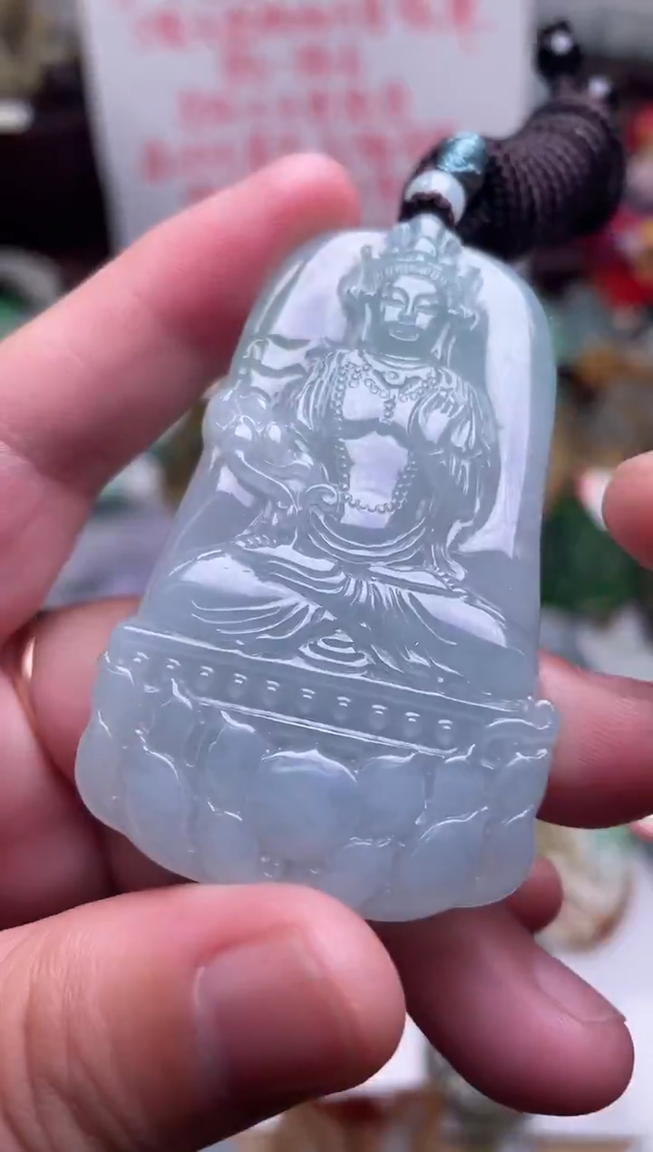 颈饰未镶嵌翡翠大势至
