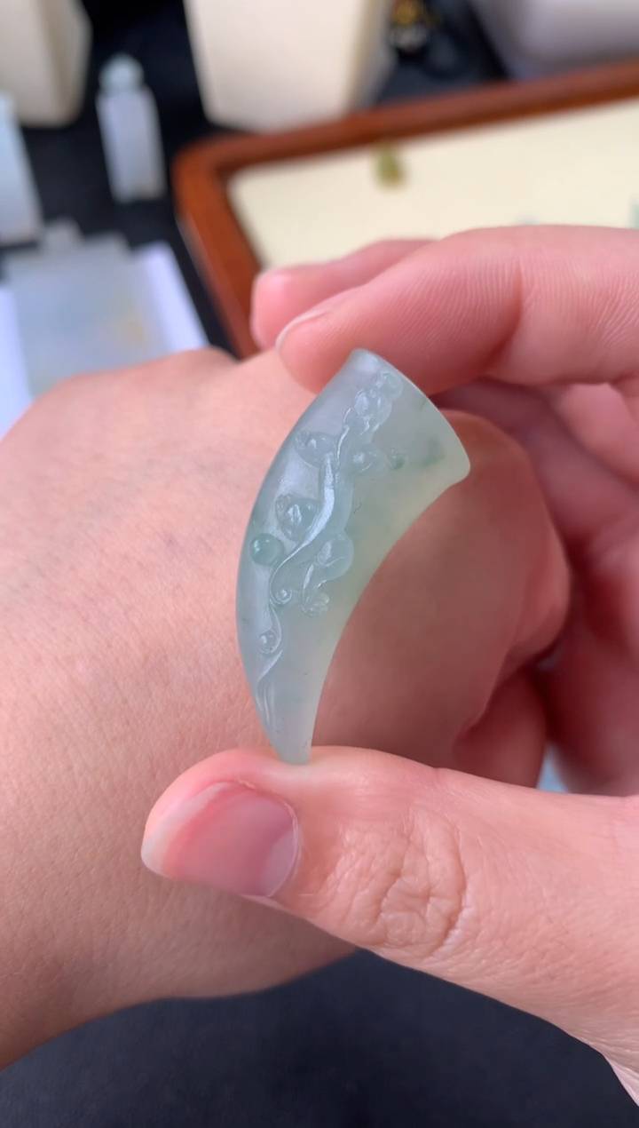 【闪购商品】定制翡翠未镶嵌翡翠