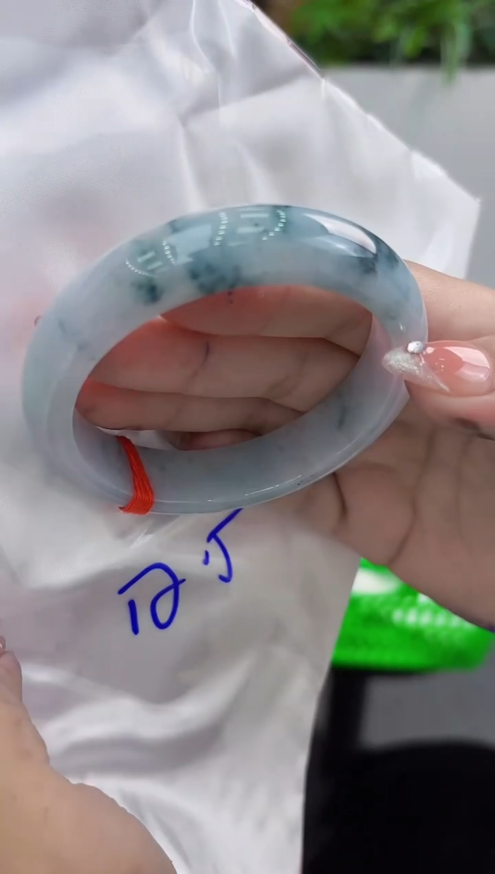 【闪购商品】翡翠手镯未镶嵌翡翠手镯