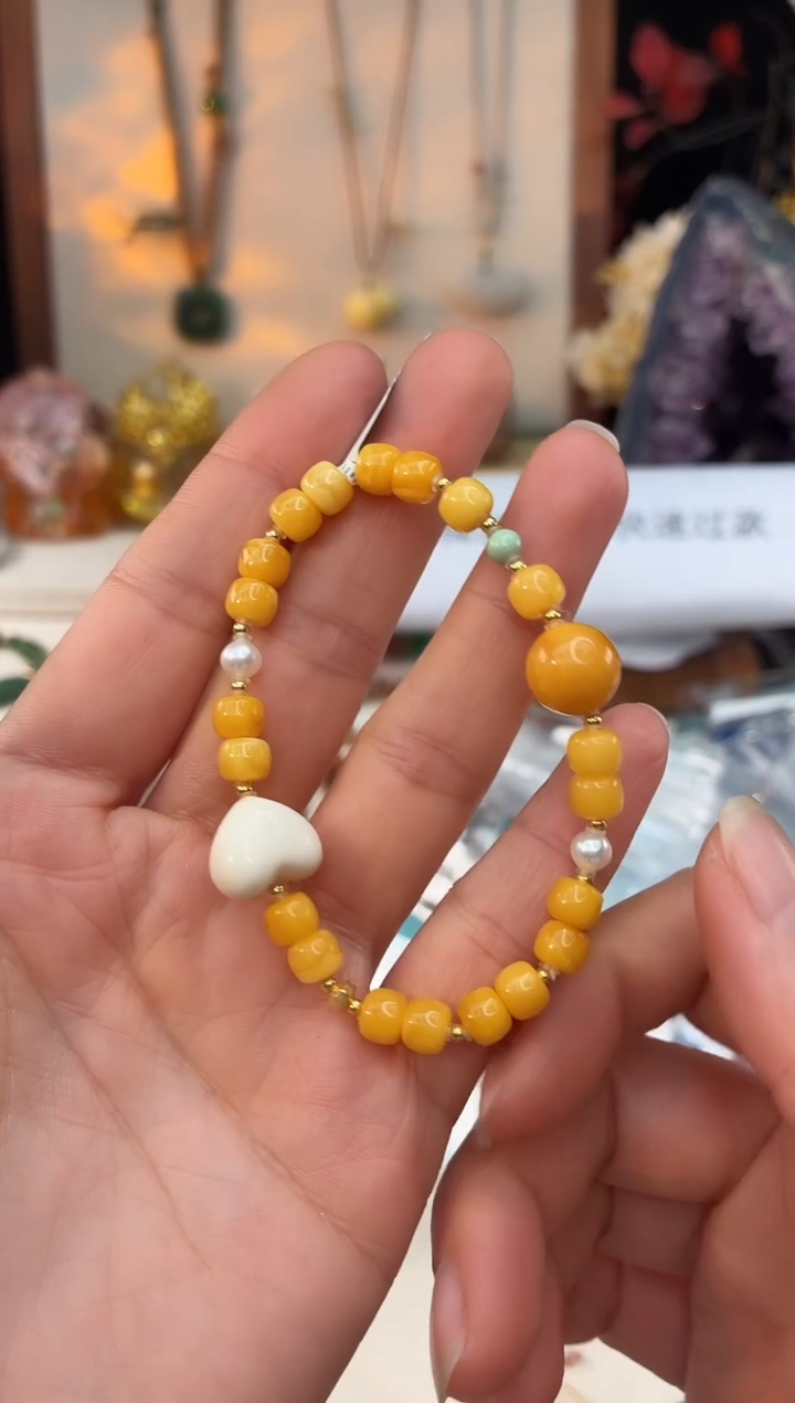 未镶嵌琥珀手饰@@F921J018101