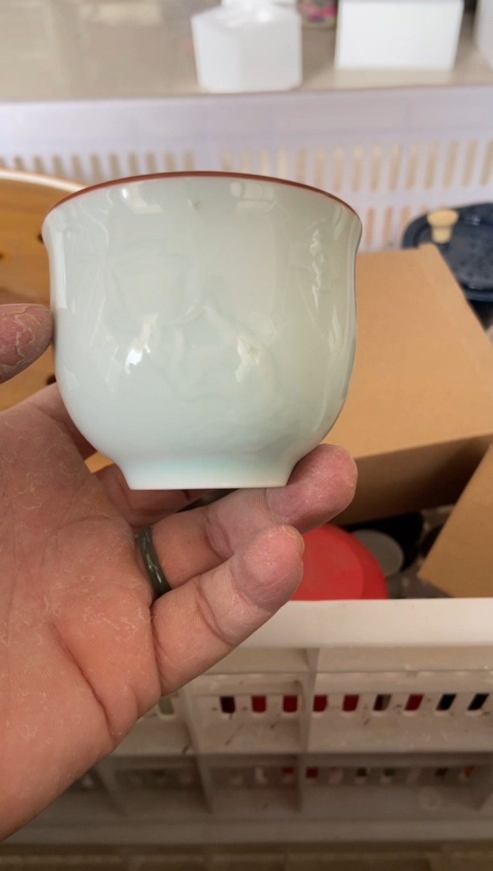 杯子瓷无运费险有瑕疵的摄影的产品有使用过的痕迹有点脏介意勿拍