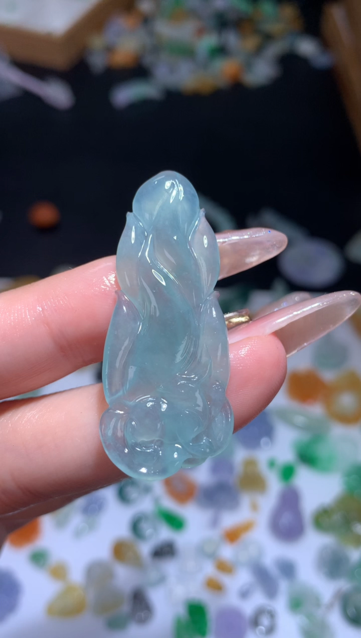 未镶嵌定制翡翠九尾狐