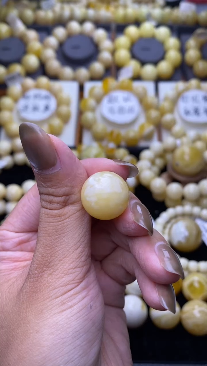 裸石琥珀未镶嵌17.2MM大小姐珠宝43