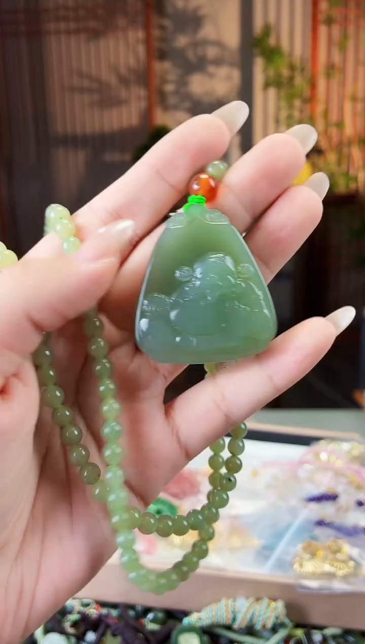 未镶嵌和田玉挂件1