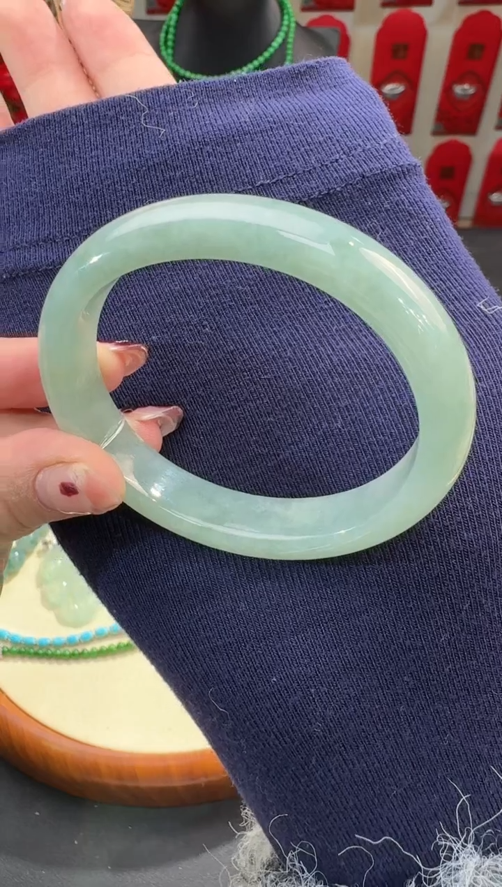 【闪购商品】翡翠手镯未镶嵌手镯