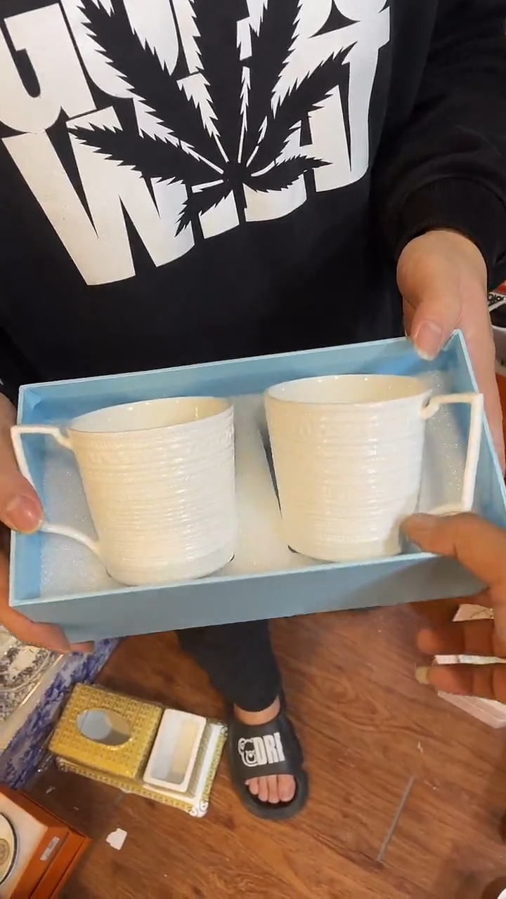 杯鸿辉家品牌瓷器，京东包邮！