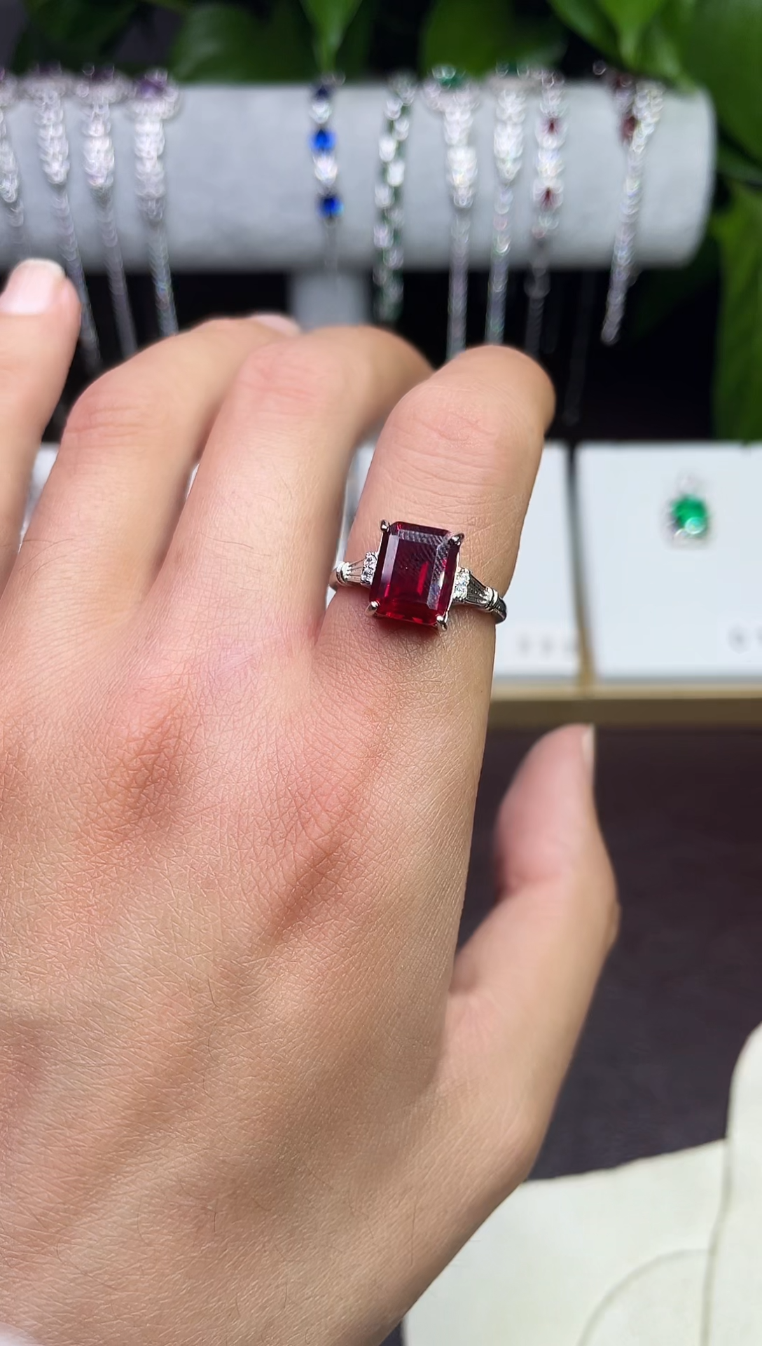 合金合成钻石红宝戒指