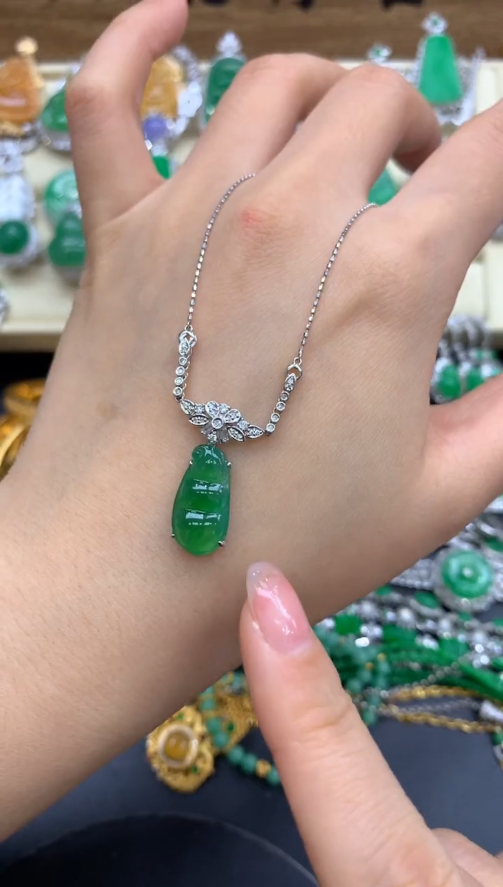 【闪购商品】翡翠颈饰18K金镶嵌455-中国好珍宝