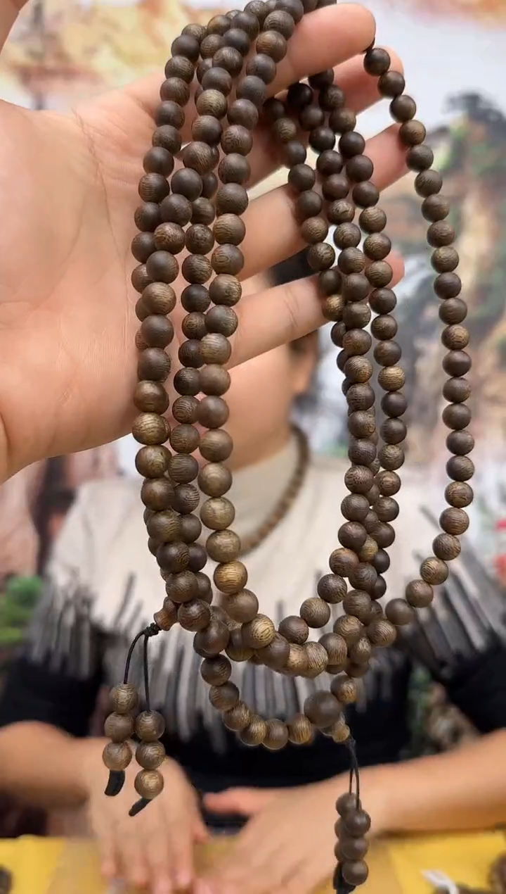沉香手串高货奇楠白奇虫漏圆珠多圈卡8多样性发一条