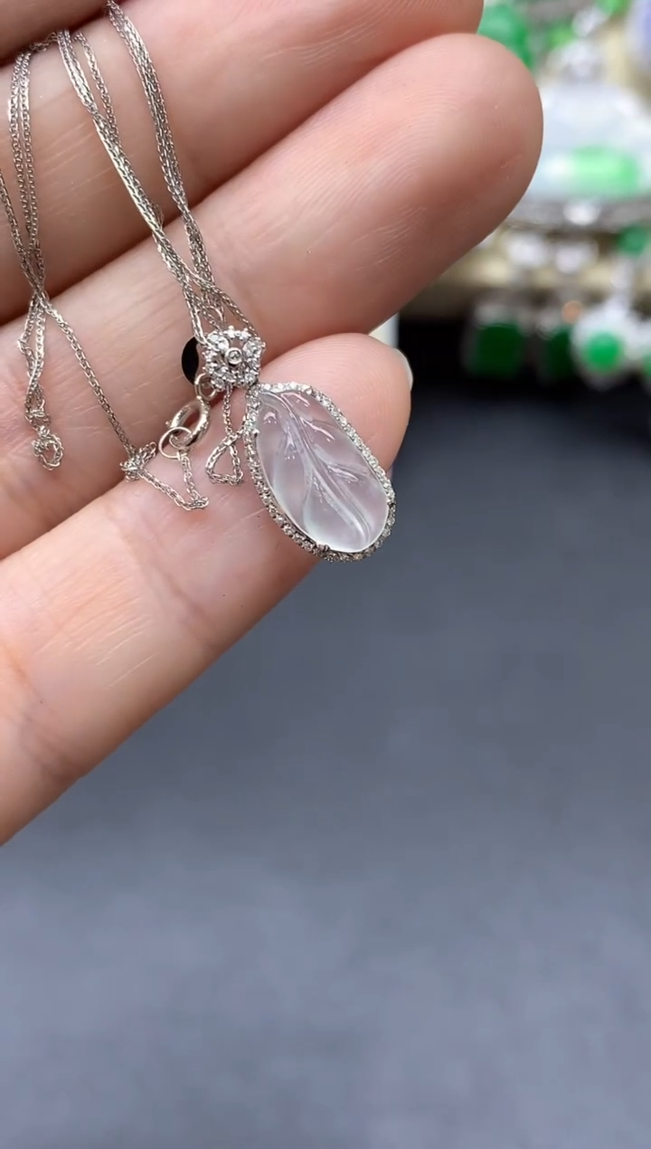 颈饰18K金镶嵌翡翠399-中国好珍宝