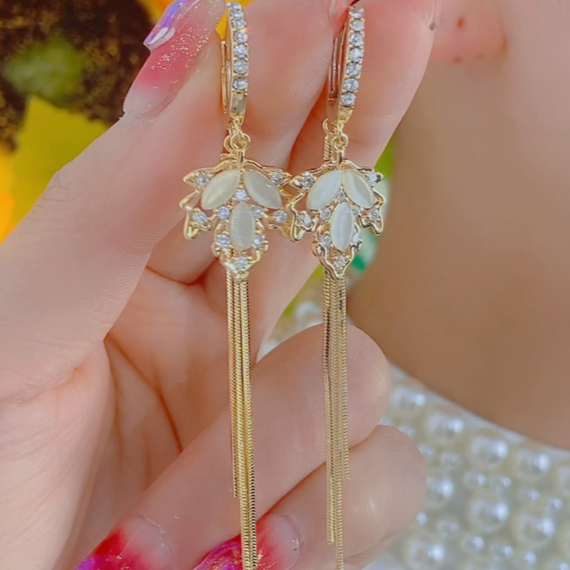 铜合金合成锆石耳饰 个性植物花卉耳饰耳环欧美优雅精致轻奢女293