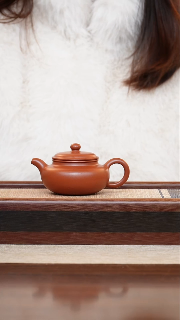 朱泥仿古150cc宜兴手工紫砂壶