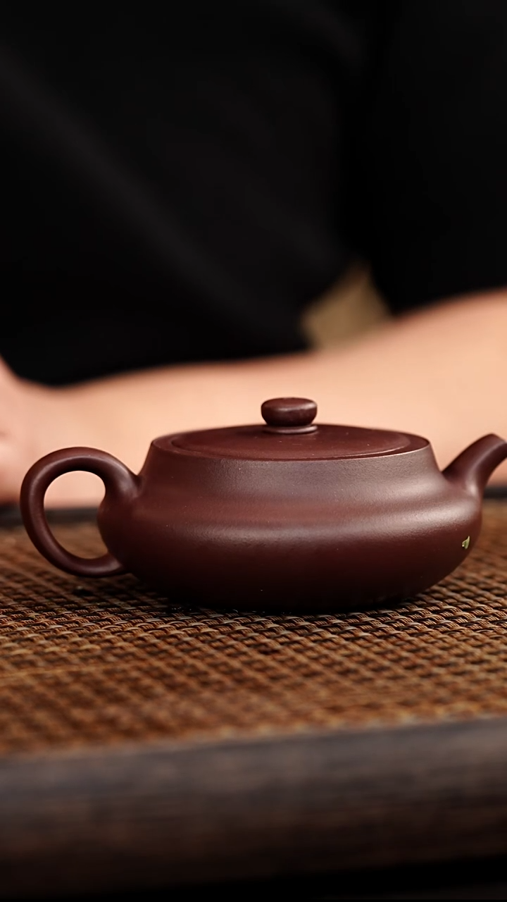 茶壶紫砂女****任宜兴心悦紫砂   
