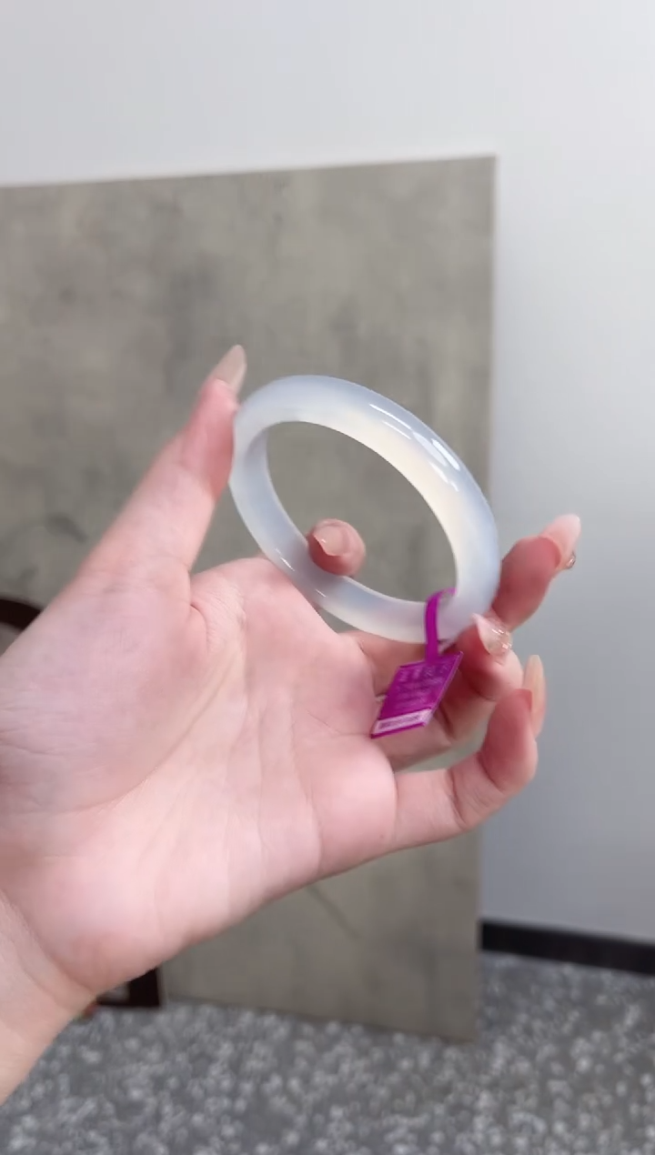 【闪购商品】玛瑙/玉髓手镯未镶嵌58圈 需要包容