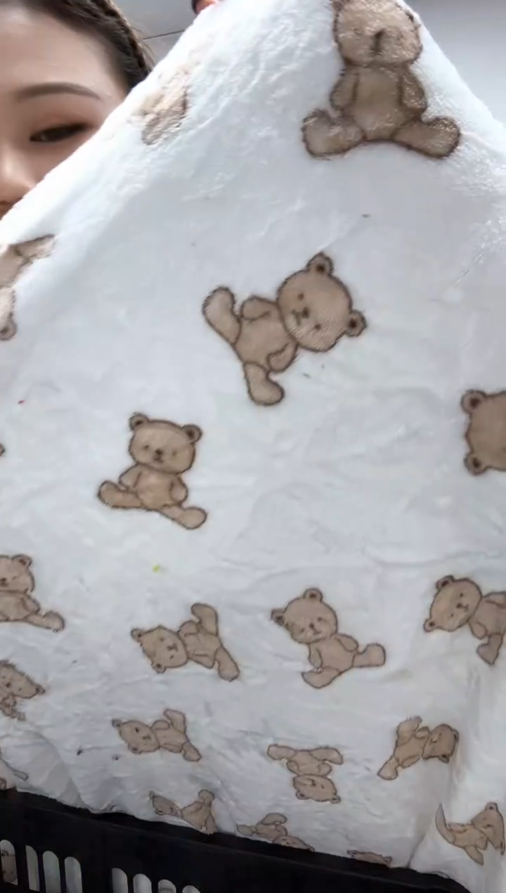 法兰绒2.3x1.5左右尺寸面料已主播介绍为准